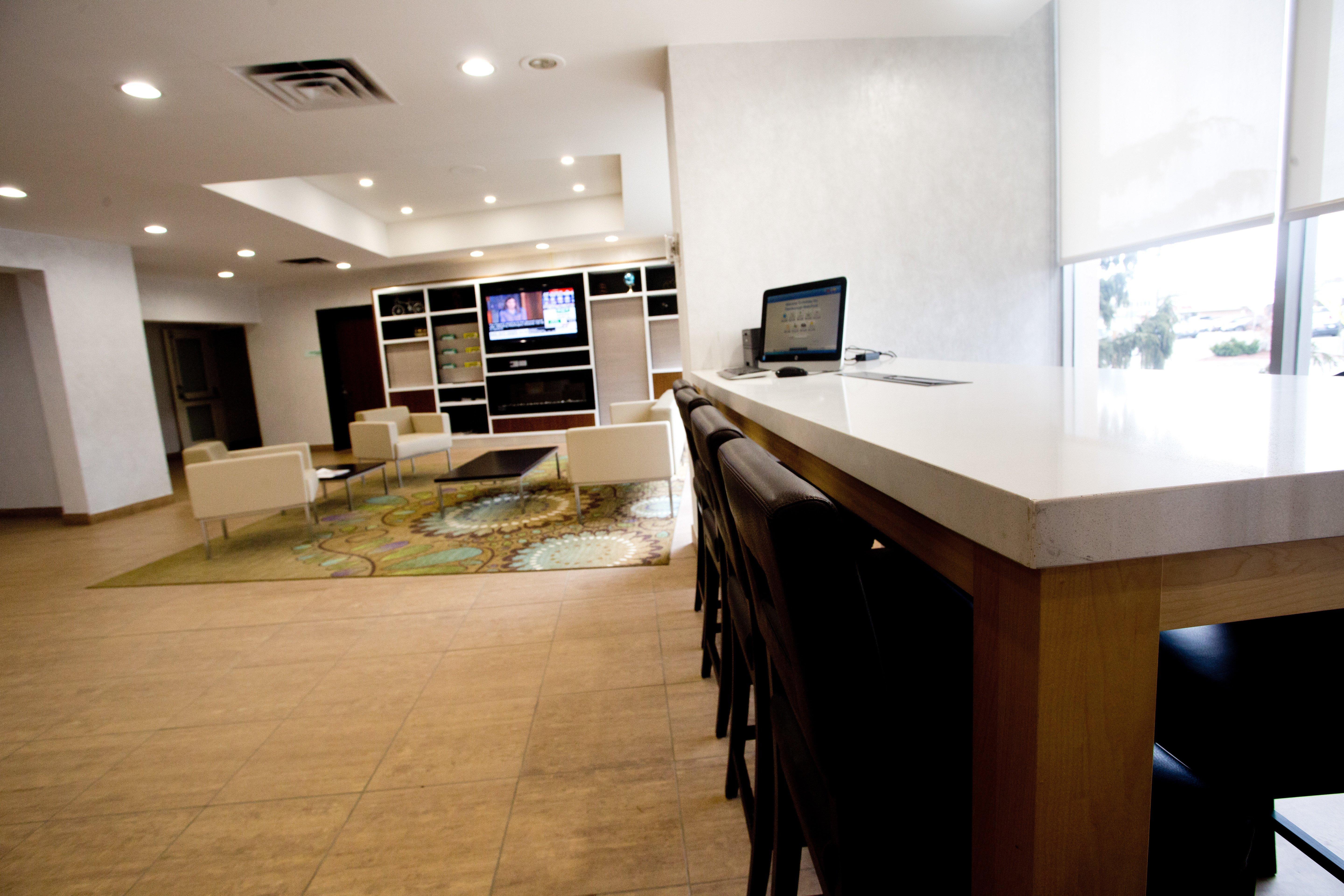 Holiday Inn Hotel Peterborough Waterfront By Ihg Exterior foto