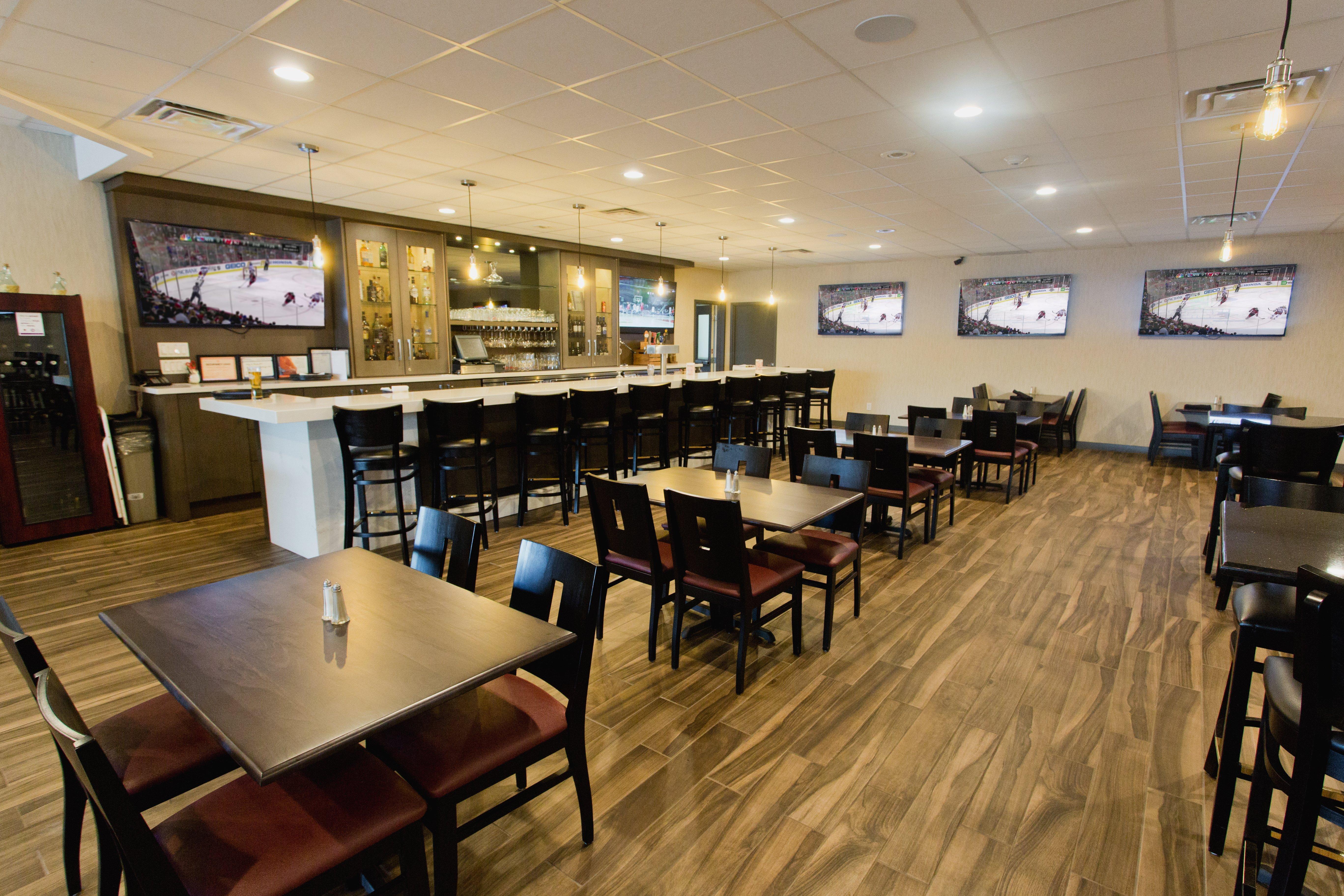 Holiday Inn Hotel Peterborough Waterfront By Ihg Exterior foto