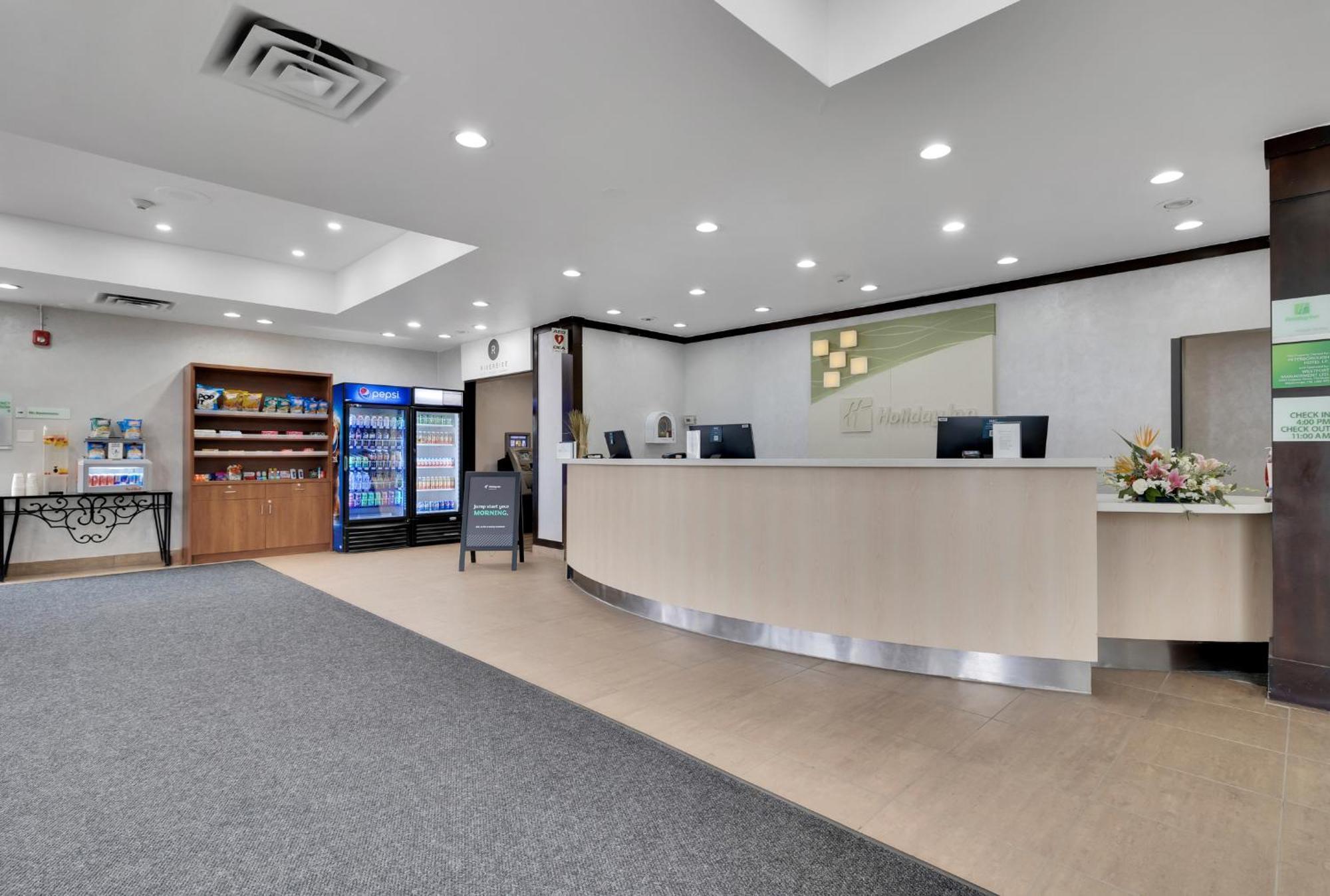 Holiday Inn Hotel Peterborough Waterfront By Ihg Exterior foto